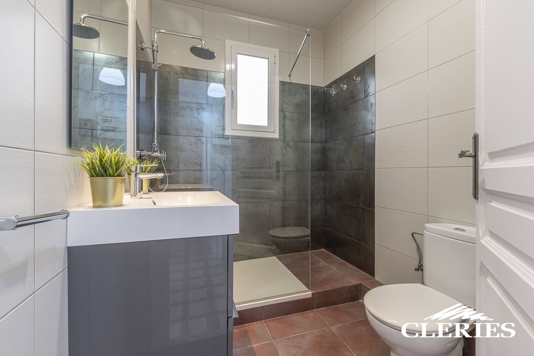 /RealEstateImages/6801/21 [Resolucion de Escritorio].jpg